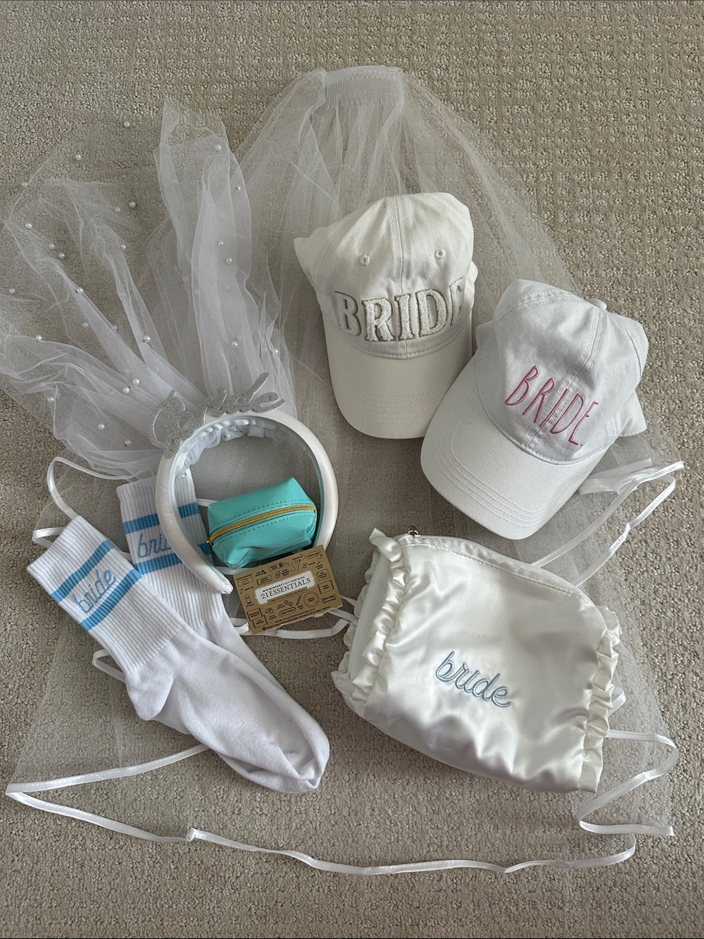 Bride Accessories Kit
